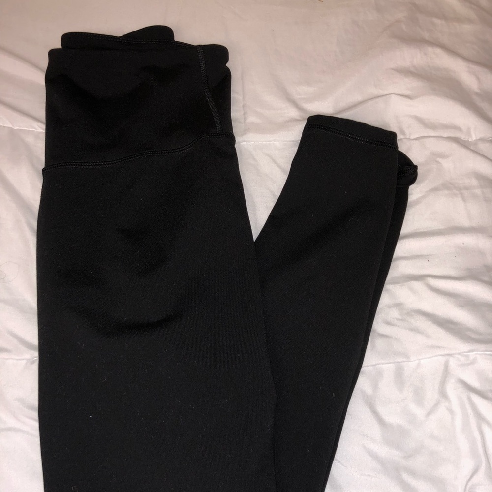Black old navy leggings!